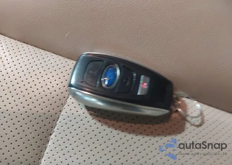 2019 Subaru Legacy 3.6R Limited z USA, uszkodzony, nr VIN 4S3BNEJ62K3018527